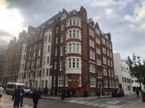 Elegant 2-bedroom flat next to British Museum
